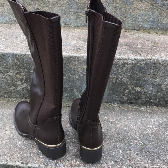 🆕 Brown Riding Boot - Picture 2 of 5